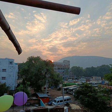 Hotel Devdoot Rajgir Phòng bức ảnh